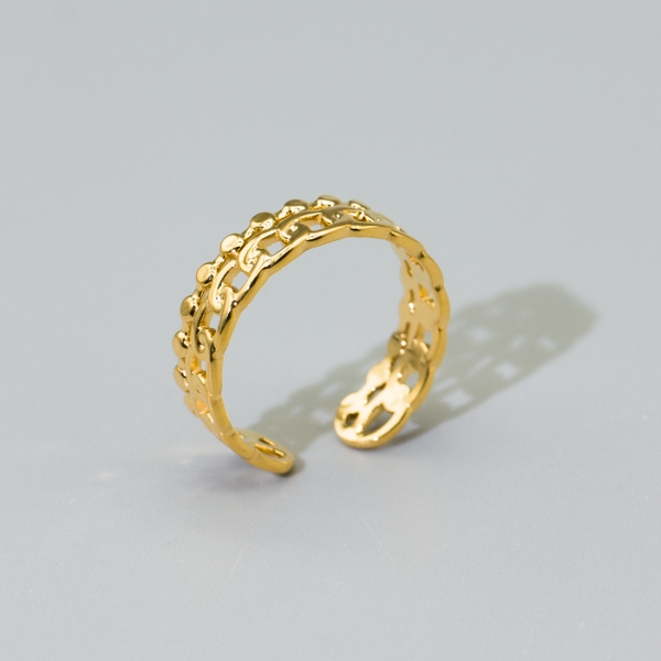 stainless steel ring (112)
