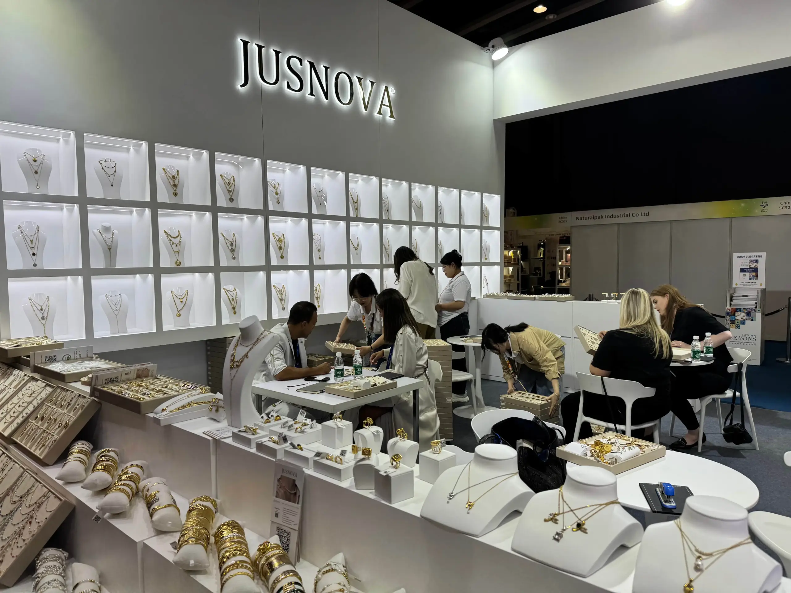 jusnova with clients 6