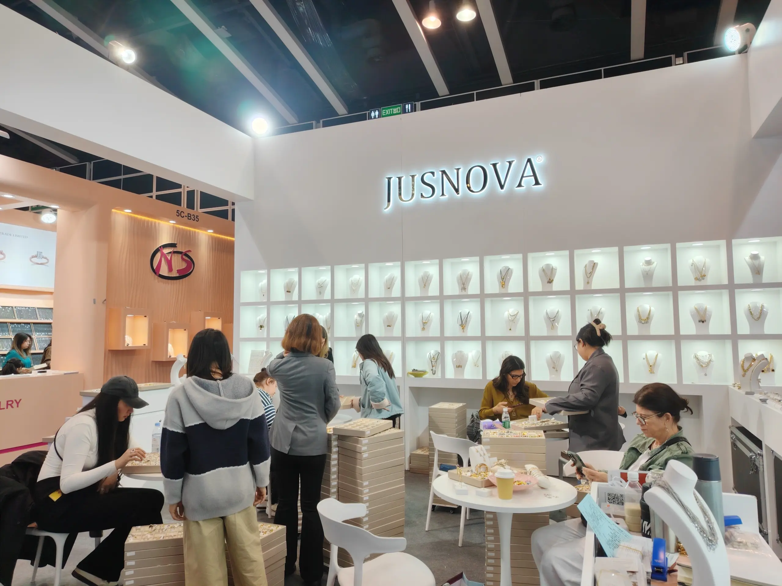 jusnova with clients 7